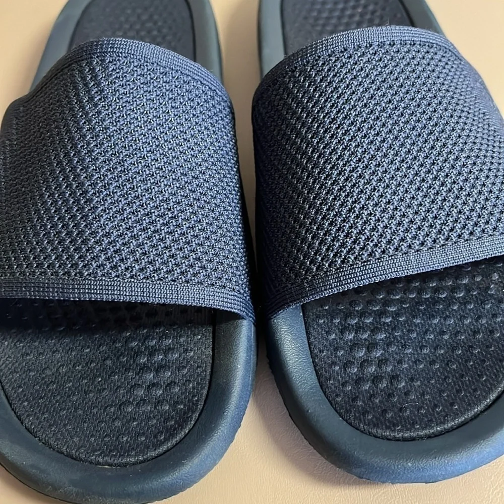 Johnnie-O Summer Dock Slides Navy | size 10
